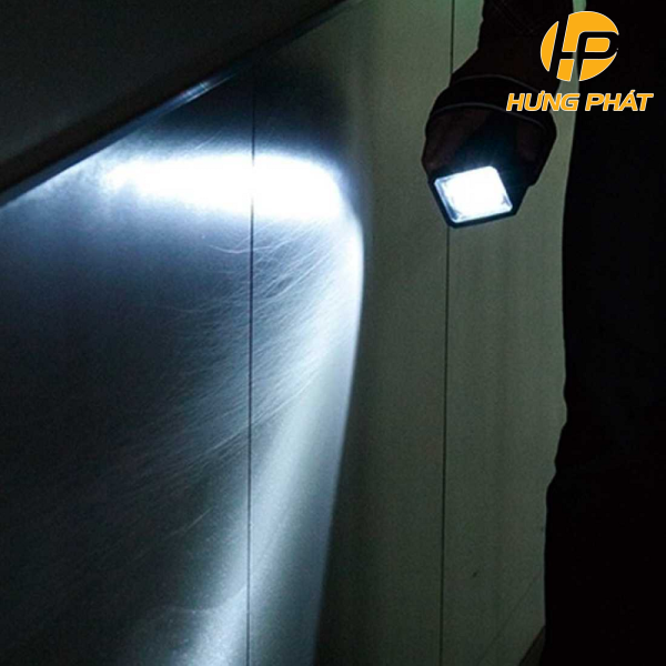 Đèn LED dùng pin Makita DML186 (Không kèm pin, sạc)