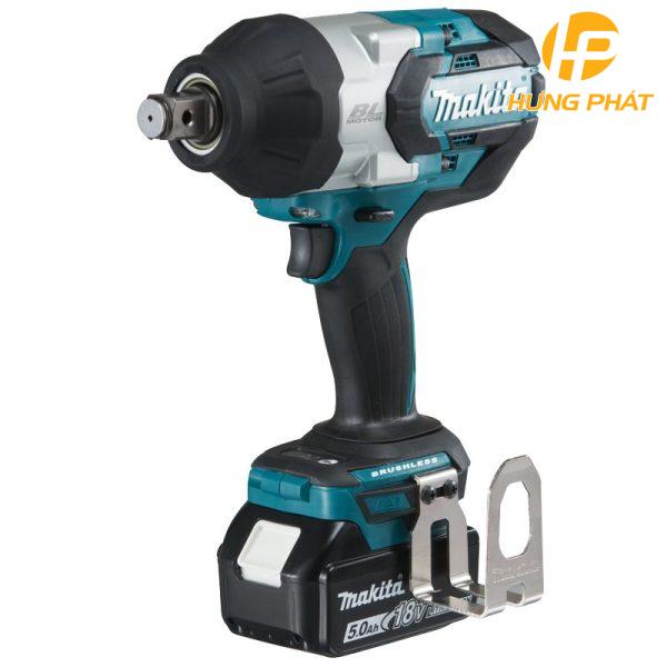 Máy cắt tôn Makita JN3200
