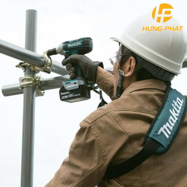 Máy siết bu lông dùng pin Makita DTW190RFJX (Sạc nhanh(DC18RC), 2 pin 3.0Ah(BL1830B))