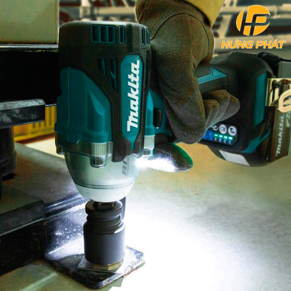 Máy siết bu lông dùng pin Makita DTW300FJX4 (Sạc nhanh(DC18RC), 2 pin 3.0Ah(BL1830B))