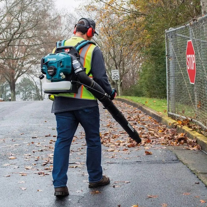 Máy thổi chạy xăng Makita EB7660TH Máy thổi chạy xăng Makita EB7660TH